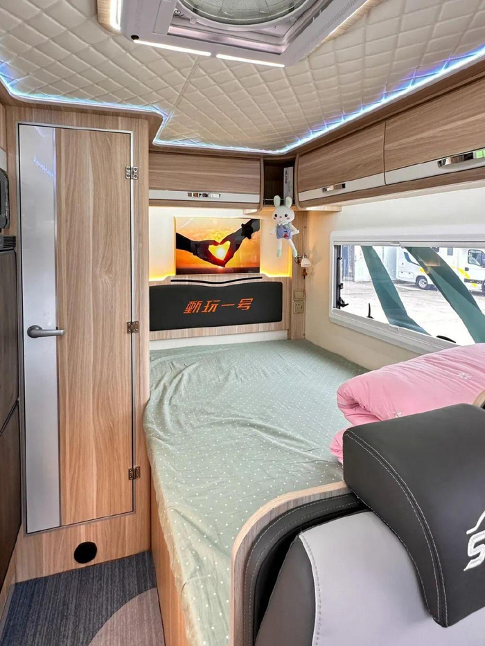 赛沸尔甄玩一号c型房车精美内饰细节宽阔旅居空间