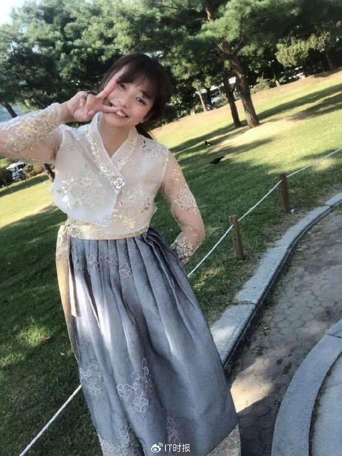 重生之我在横店当群演从一天赚108元到300万广告代言梦