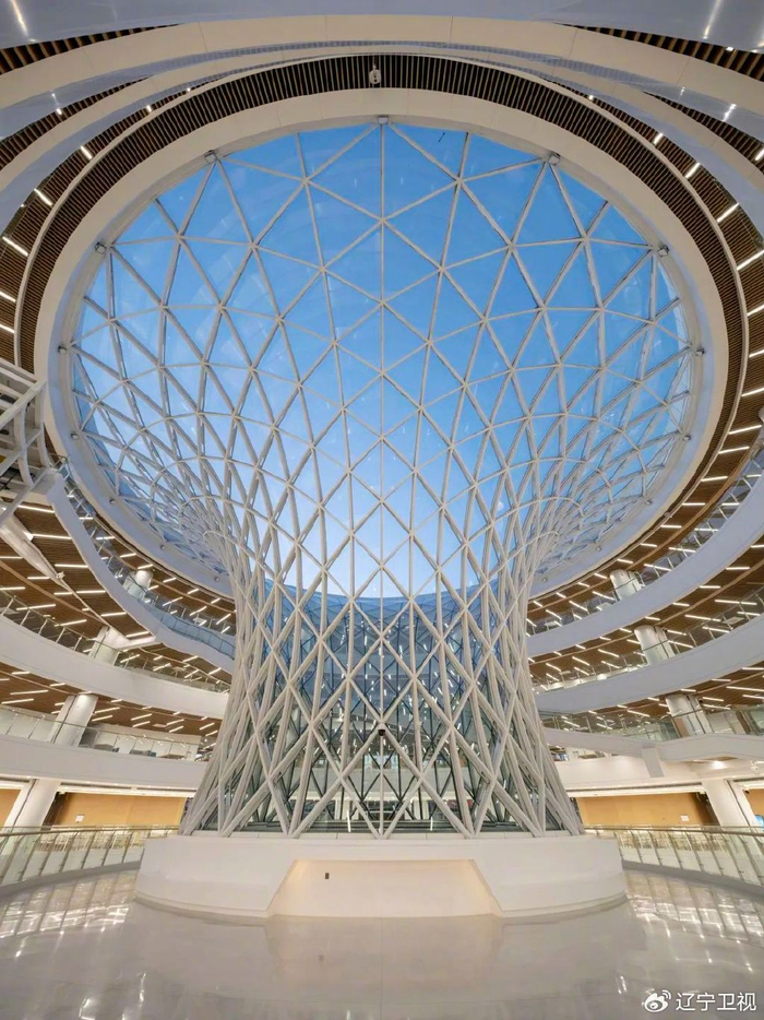 小辽探辽宁 | 不花钱过周末计划,让人一眼心动的沈阳大学图书馆|图书