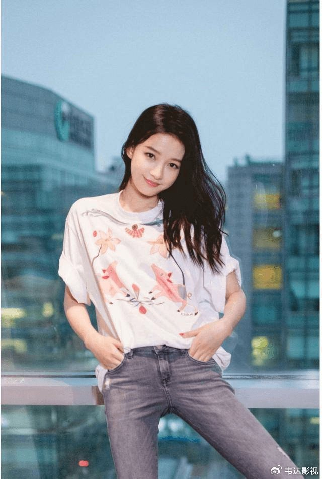 孙怡30岁性感妩媚,完美身材引人瞩目!|孙怡|演技|孙奕_新浪新闻