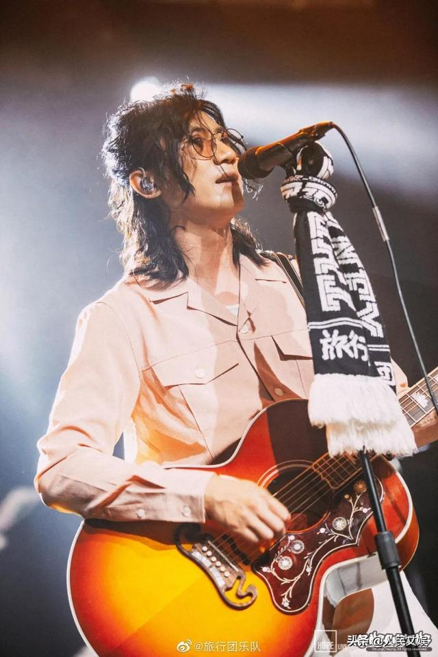 旅行团主唱孔一蝉,脱壳成蝉