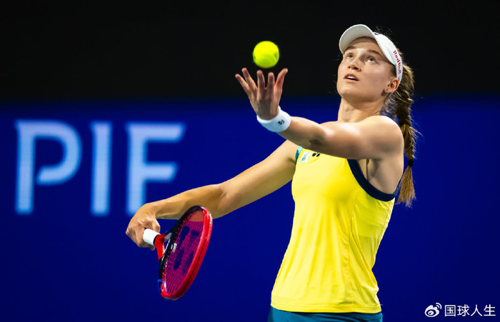 中国网球名将横扫种子选手,郑钦文收获退赛大礼|郑钦文