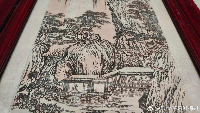 高山奇树图2高山奇树图3唐伯虎的《春游女几山》配诗:女几山头春雪消