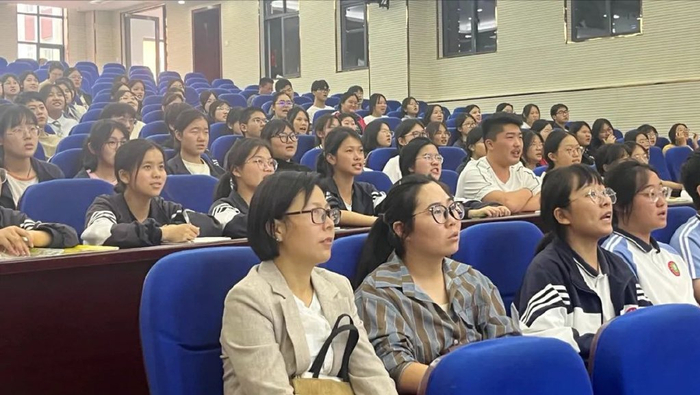 阜阳阜南一中举行美丽中国之丹霞地貌大讲堂活动|丹霞地貌|阜南|大