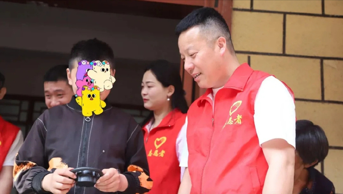 阜阳阜南:与爱同行关爱困境家庭志愿服务活动,传递爱心温暖相伴