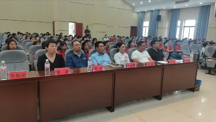 书香沁校园 阅读伴成长——阜阳阜南三小图书捐赠仪式