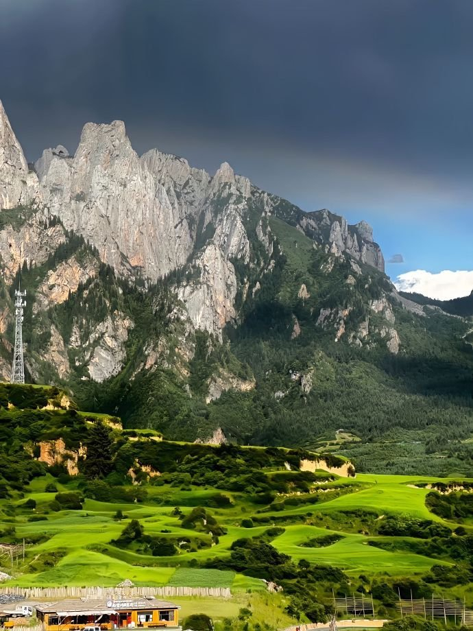 都说 甘南秘境扎尕那 半边烟火 半边山 是一生必去__财经头条