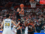 篮球——CBA季后赛：深圳马可波罗胜浙江浙商证券