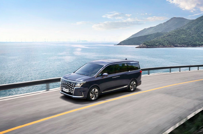 江淮瑞风宣布全面转型瑞风rf8亮相能否成为mpv市场的爆款