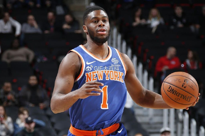 来自非洲的中国男孩穆迪埃效力过cba和nba25岁早早离开梦想地