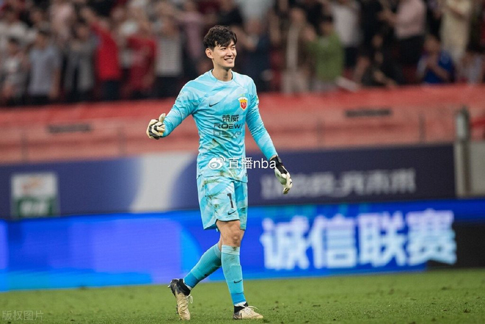 颜骏凌将成为国足新队长!中泰之战因此力压王大雷首发,值得期待