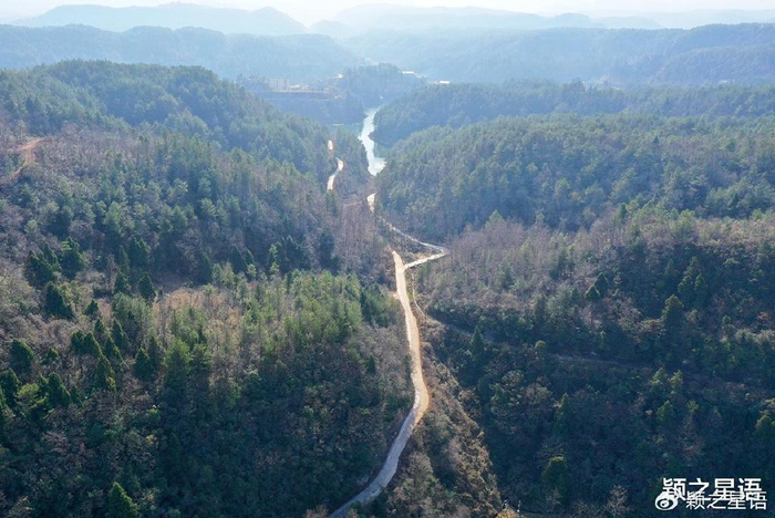 刺竹垭上解放水库难以释怀的亲情与乡愁