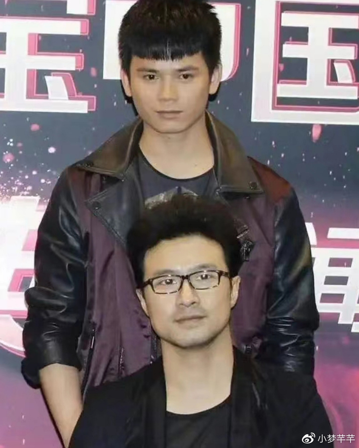张恒远去世前,毕夏带儿子现身医院告别,站ICU门口痛哭惹人心疼|张恒远|毕夏|汪峰_新浪新闻