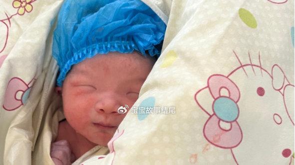 孩子出生，娘家人若能做到3件事，说明心里有你