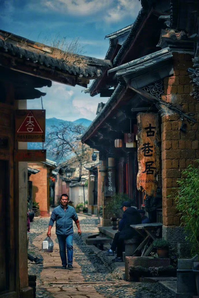 大理沙溪,一个宁静悠远的古镇,山谷,河流,绿树,古巷,老屋