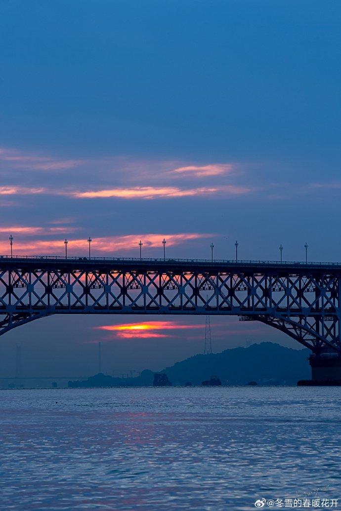 南京江边景点图片