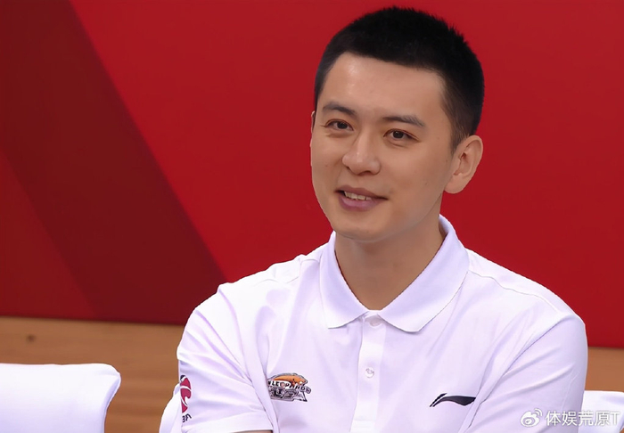 首当其冲的就是杨鸣卸任辽宁队主教练一职.