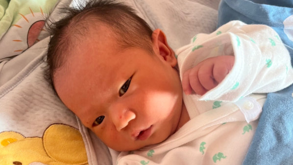 婴儿“猛涨期”有多可怕？老一辈人或许不懂，妈妈别弄错