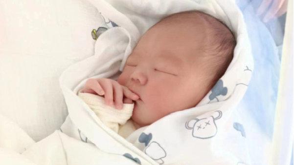 哺乳期最佳“追奶”方法，3个习惯，让乳汁顿顿剩