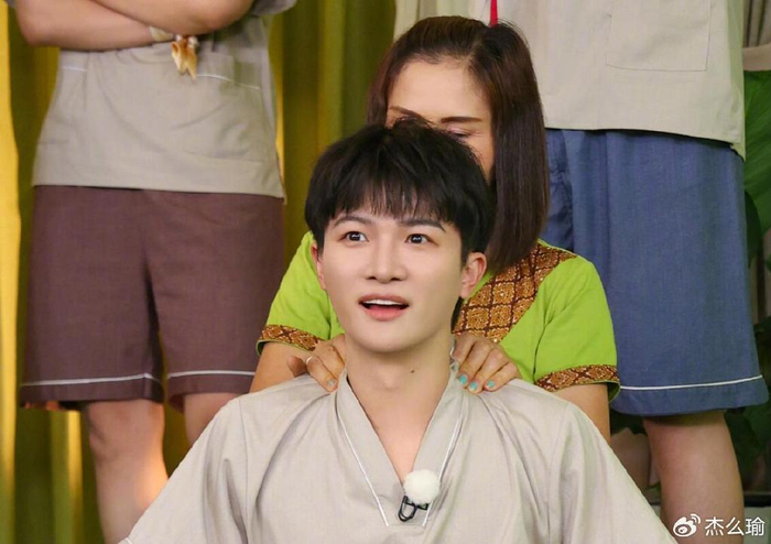 范丞丞,谢谢你让《跑男》封神,也让观众看到angelababy的高情商