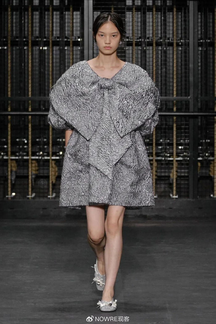 时尚,是 simone rocha 的「天赋使命」