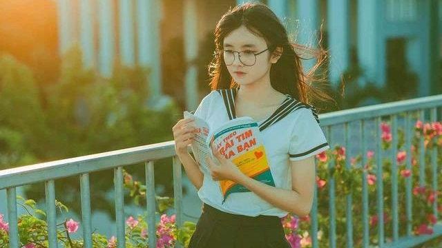 原来，男人爱上你，会有这些情不自禁的行为