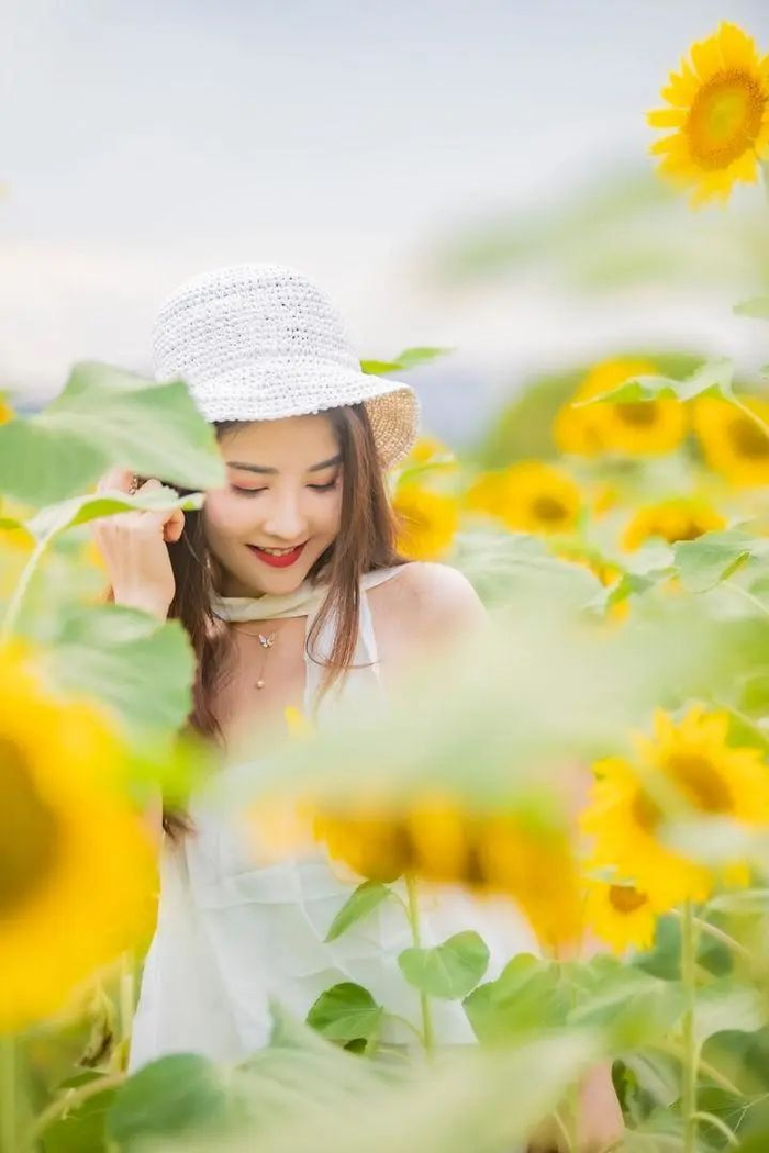 单人拍照,学习9个拍照姿势,一个人拍照不呆板很漂亮|姿势|镜头|动起来