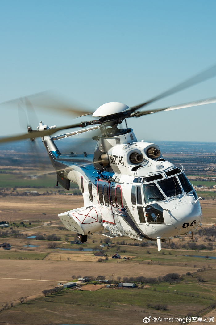 空客h225垂直补给直升机