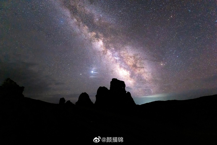 “南昆仑，北祁连，山下瀚海八百里，八百里瀚海无人烟_新浪新闻