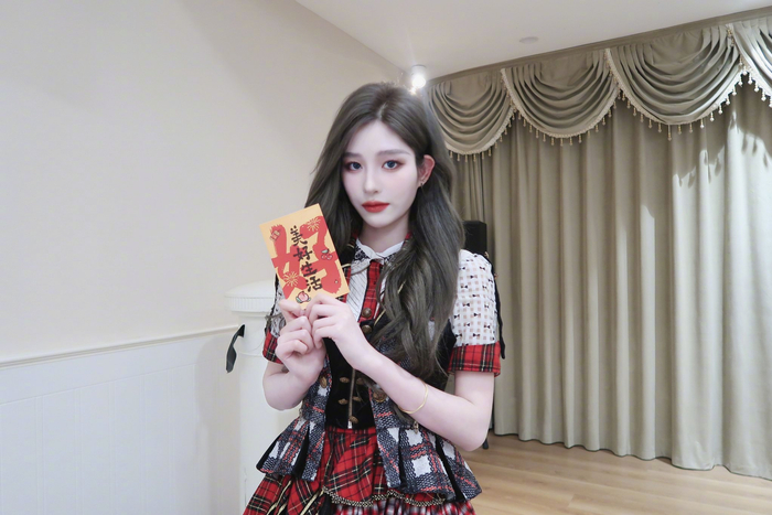 辞旧迎新幸福如意snh48teamhii恭祝大家