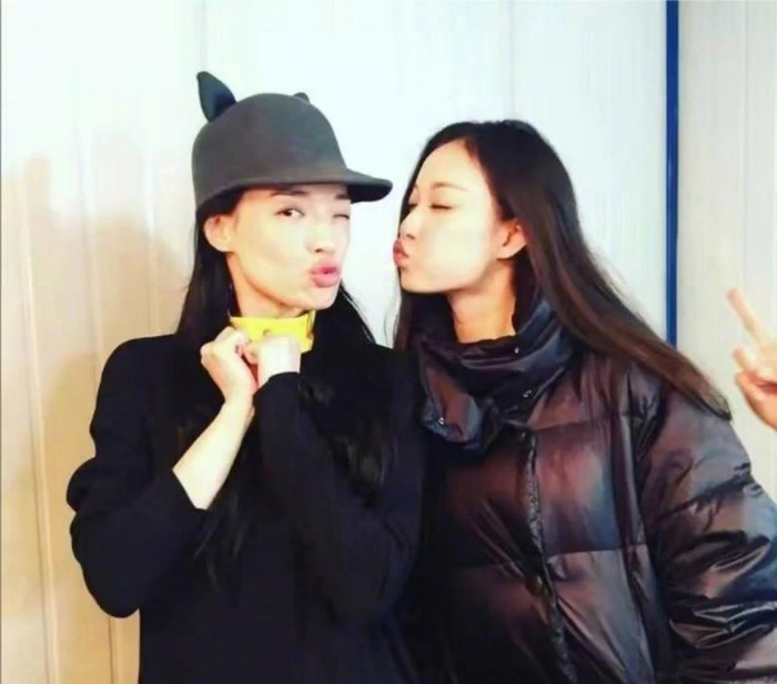 舒淇与倪妮同框 两人虽然气质相似但却各有各的韵味|舒淇|倪妮_新浪