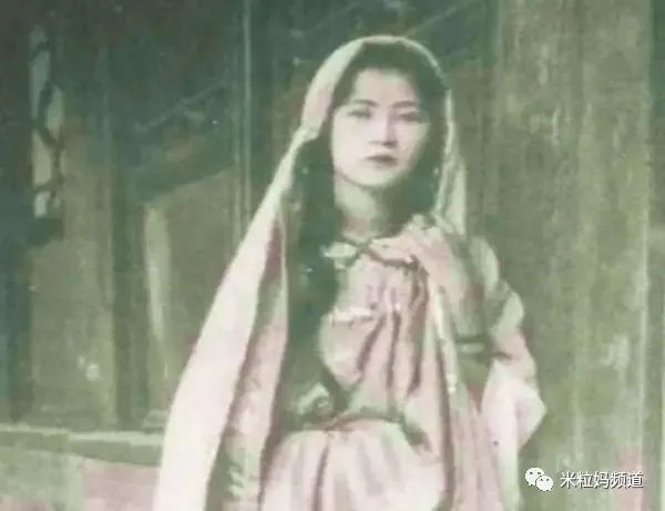 她是徐志摩的女神,闻一多为她争风吃醋,为什么却嫁给了大19的他?|俞珊|梁实秋|赵太侔|父亲|话剧_新浪新闻