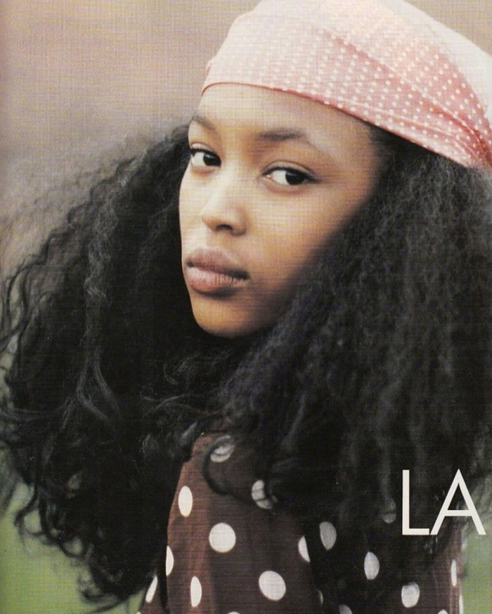 娜奥米坎贝尔naomicampbell身穿boss登上elle