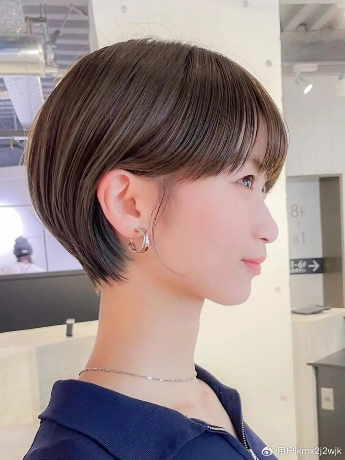 30 到 40 岁女性,剪挂耳短发就对了,好看时尚很精致