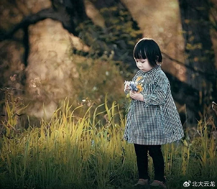 家长的"小红花思维",藏着孩子没出息的真相|奖励