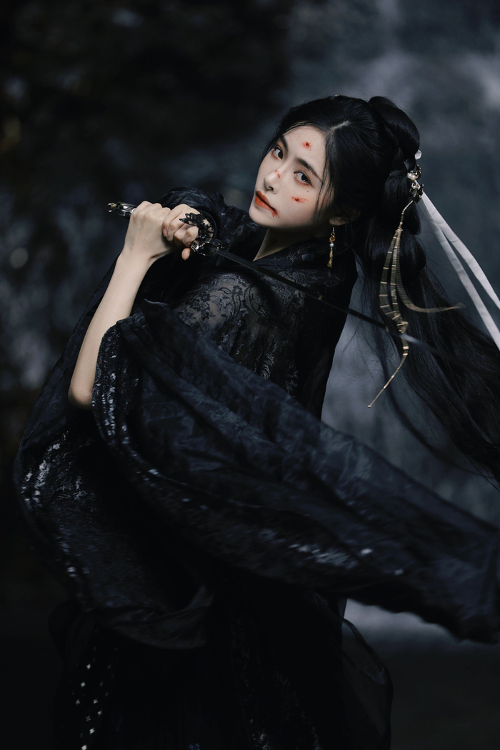 许佳琪黑衣古风写真,美女杀我,对我眼睛太友好了|许佳琪_新浪新闻