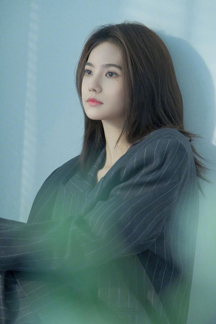 姜珮瑶文艺清新女友感姜珮瑶捧花照好适合当头像啊