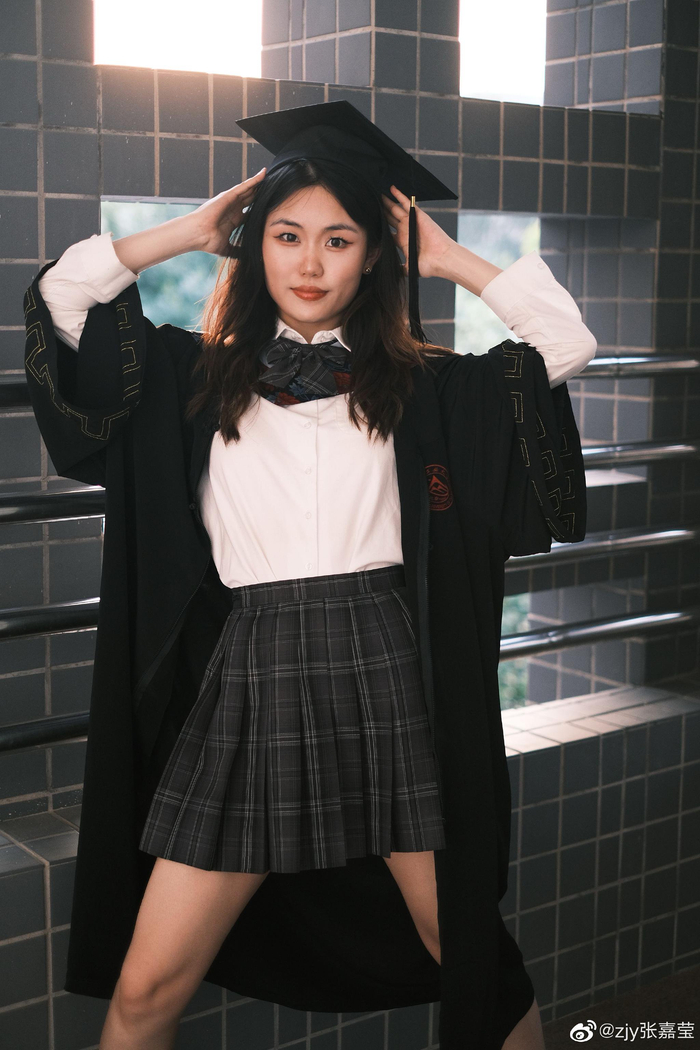 图源@zjy张嘉莹 6713/ 18又一年盛夏  我在北方工业大学毕业了!