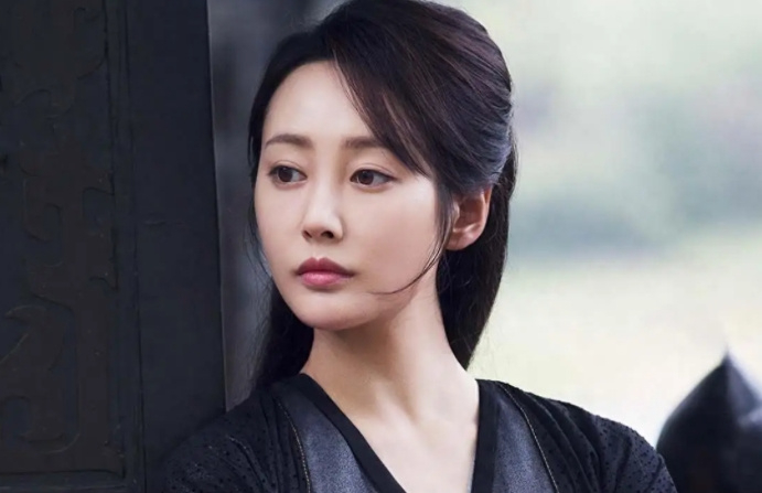 他俩的恋情,震惊大半个娱乐圈.|李纯|马頔|恋情_新浪新闻