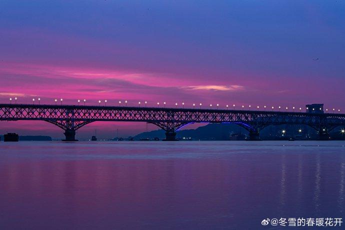 南京江边景点图片