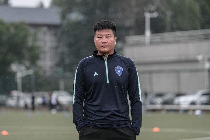 李金羽:我儿子想走职业足球路,都很迷茫|国家队|足球|李金羽_新浪新闻