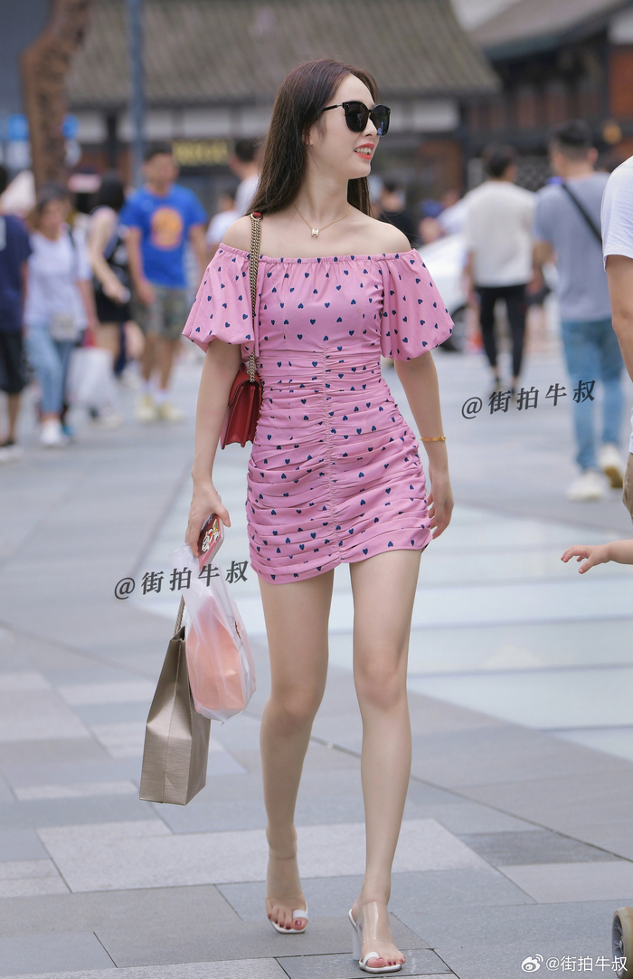 时尚靓丽的美女