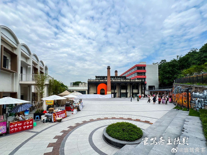 重庆新晋打卡地,五一才对外开放的洋炮局1862文创园随拍.