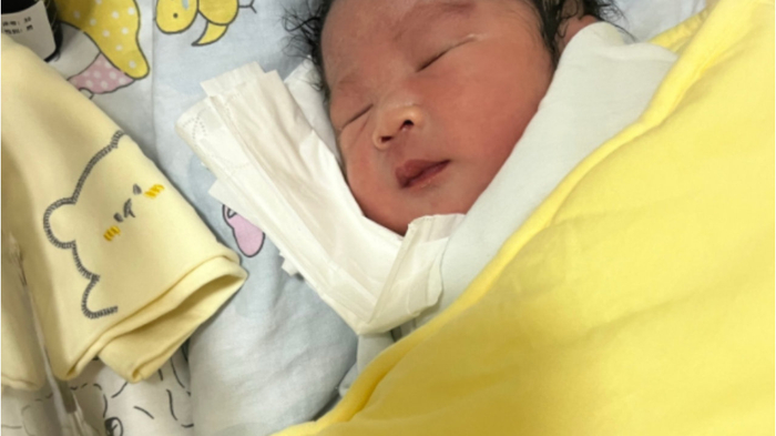 自检一下，“毁脊柱”的3个陋习，别伤了宝宝，还不知道