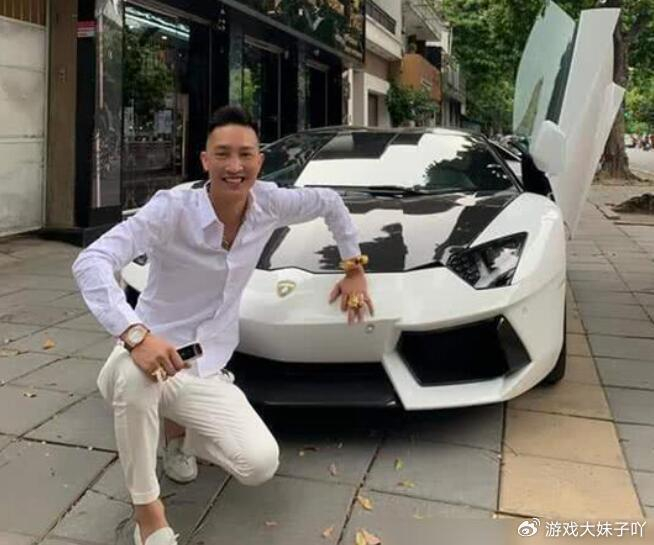 揭露假富豪网红的真相,5.8元就能购买豪车视频,已经形成产业链