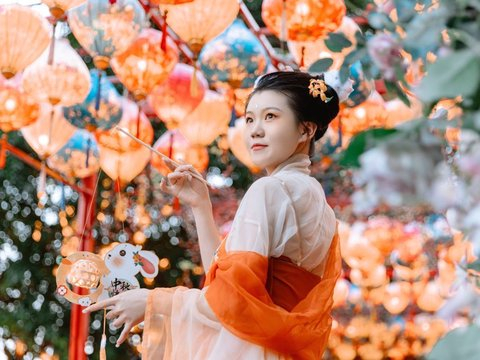 从“看景”到“入景”，中秋消费“新”意盎然