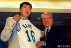 从王治郅到中国NBA第一人！老尼尔森去世，这段往事值得再讲一次