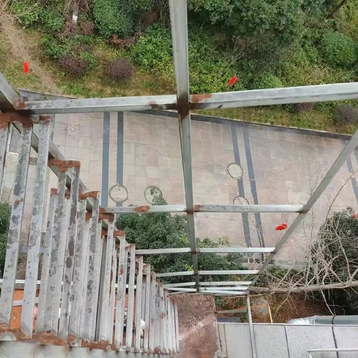 西充县水善坊浴足店存在隐患