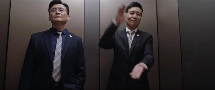 央视新剧,于和伟领衔,隆妮施美人计,这场金融高端局