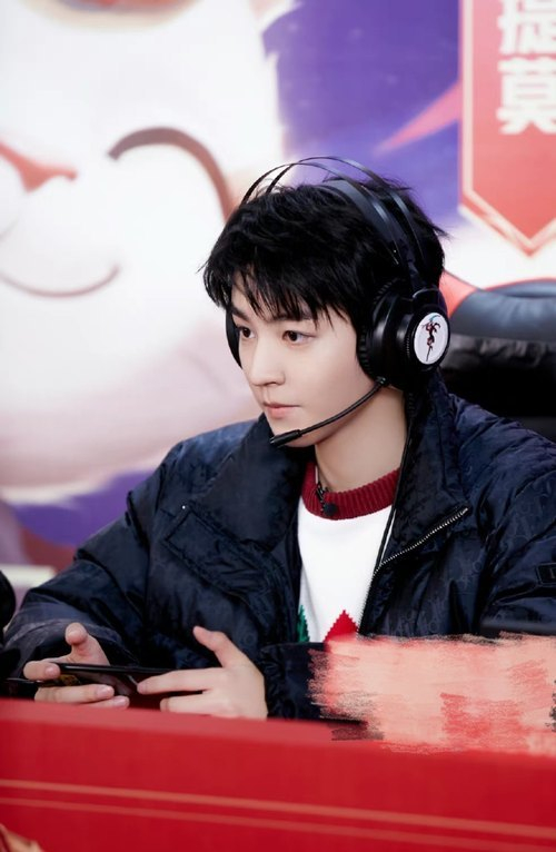 王俊凯电竞男主篇我狠狠代入了好吧